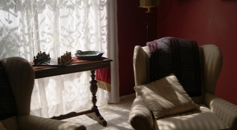Dickinson Guest House B&B