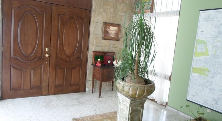 Dickinson Guest House B&B