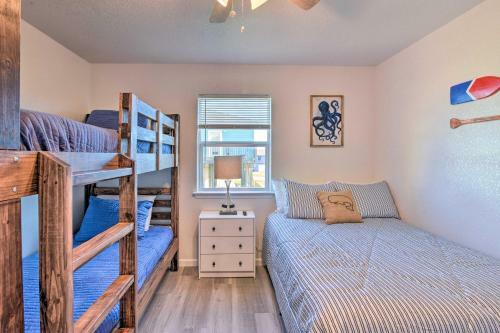Luxe Surfside Beach Getaway Less Than 1 Block To Ocean!