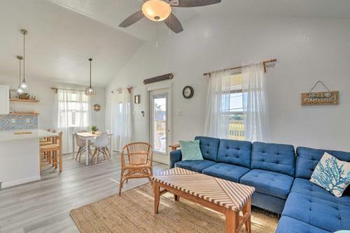Luxe Surfside Beach Getaway Less Than 1 Block To Ocean!
