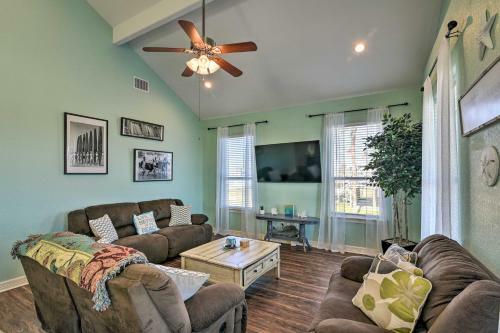 Surfside Getaway With Deck - Walk To The Beach!
