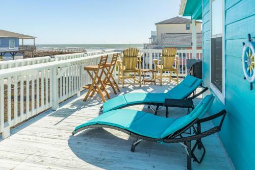 Sunset Sanctuary - Adorable Beach Bungalow With Gorgeous Gulf Views!