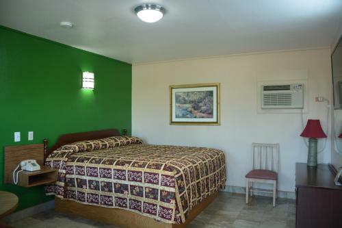 Vali-ho Motel