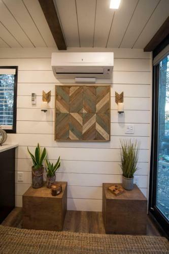 Elegant Container Home Tiny House#1 Near Magnolia