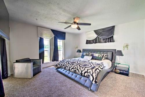 Waterfront Lake Conroe Home With Deck And Water Access!