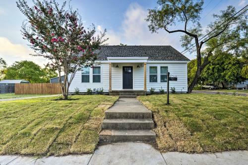 Home With Modern Charm Less Than 3mi To Magnolia Market