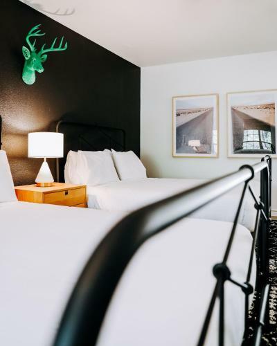Hotel Wimberley Inn