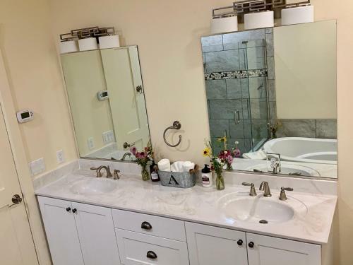 Annie's Place Bed & Breakfast