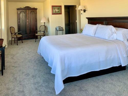 Annie's Place Bed & Breakfast