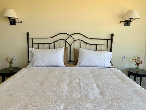 Annie's Place Bed & Breakfast