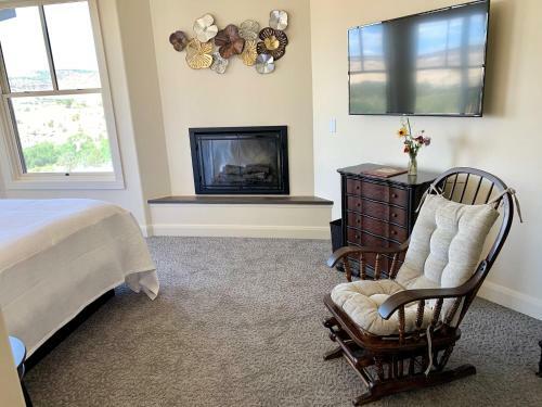 Annie's Place Bed & Breakfast