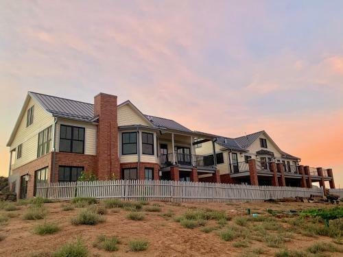 Annie's Place Bed & Breakfast
