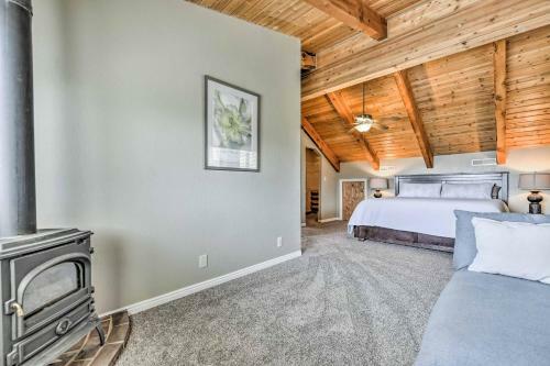Cozy Eden Log Home Near Outdoor Activities