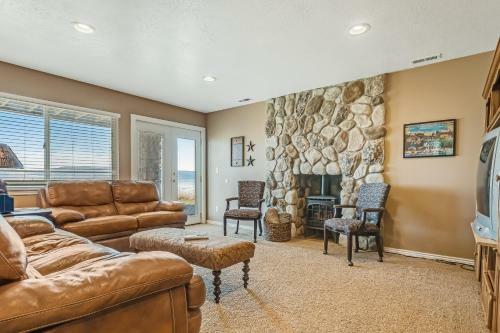 Harbor Village Retreat
