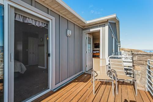 Harbor Village Retreat