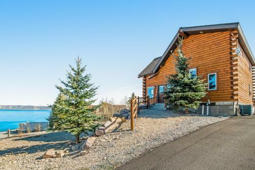 Garden City Chalet