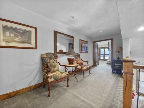 9922 Vista Home