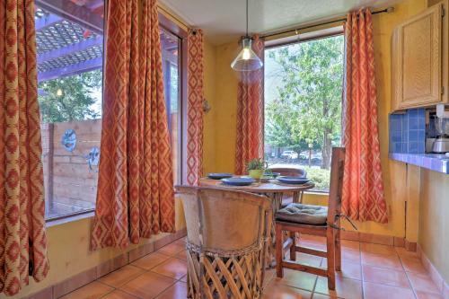 Southwestern Kanab Cottage With Patio And Views!