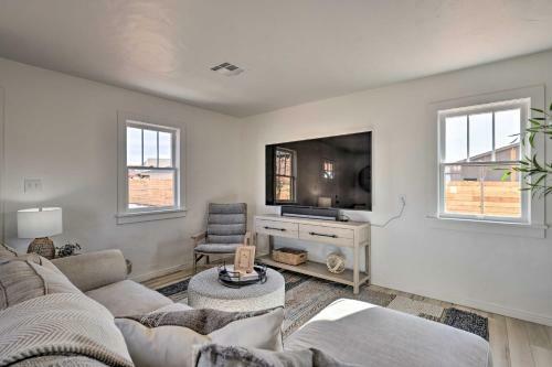 Modern Kanab Cottage With View Less Than 1 Mi To Hiking