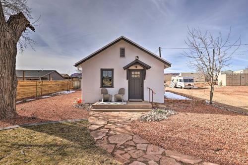 Modern Kanab Cottage With View Less Than 1 Mi To Hiking