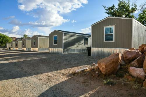 Rsh 5 - Relax While Visiting Moab. Sleeps 10