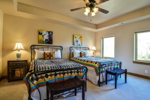 Pr 16 - Luxury Home With Shared Pool, Hot Tub