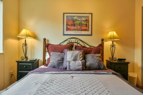 Cw415 - Great Downtown Location With A Private Hot Tub And Shared Indoor Pool