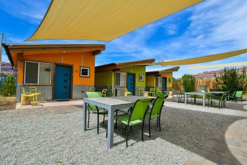 Hotel West 3 - Kokopelli West Studio. Downtown Location