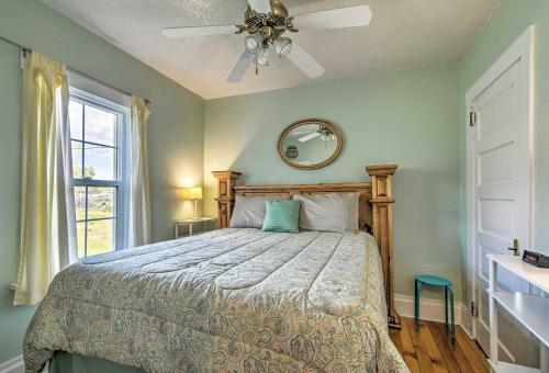 Downtown Retreat With Grill About 27 Mi To Bryce Canyon!