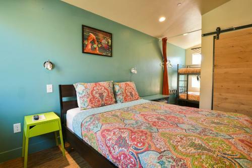 Hotel West 8 - Kokopelli West Studio. Downtown Location