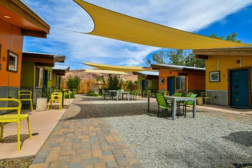 Hotel West 8 - Kokopelli West Studio. Downtown Location