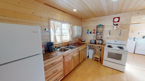 Muddy Paws Ranch - A One Of A Kind Very Pet Friendly Ranch With