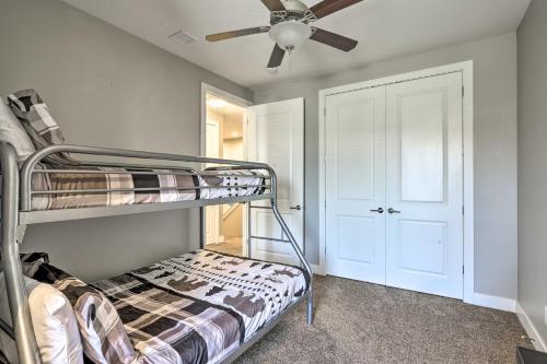 Luxury Downtown Moab Townhome With Pool Access!