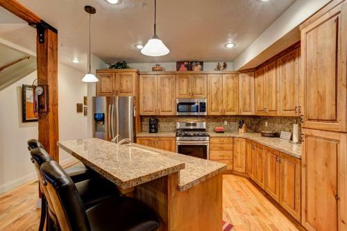 21 Trailside Court