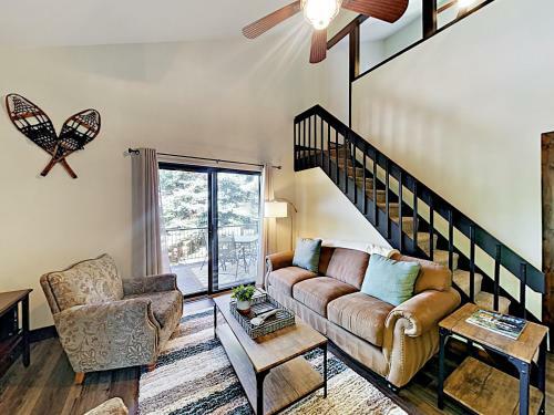 Apartamento New Listing! Refined Resort-style Ski Condo Condo