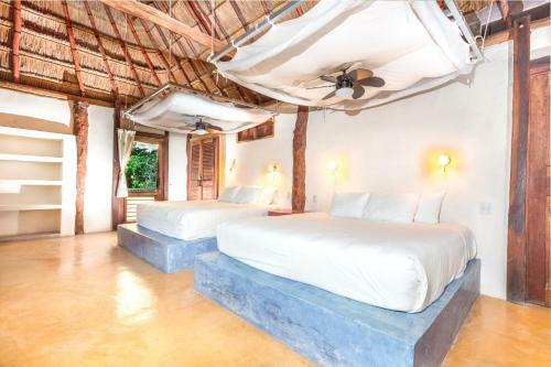 Zamas Hotel