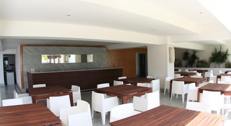 Apartamentos Condominio Marazul