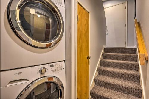 Apartamento Expansive Canyons Ski Retreat With Pool Access!