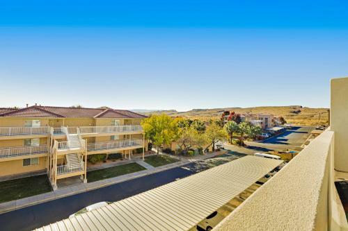 Green Valley Getaway
