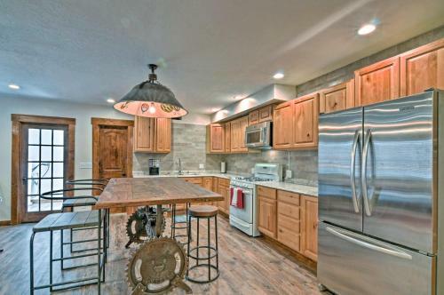 Apartamento Updated Main St Apt Near Fishlake And Capitol Reef!