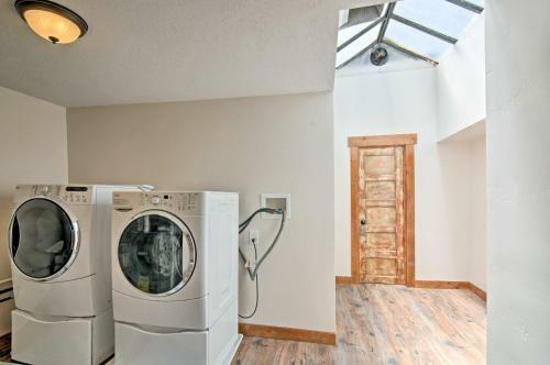 Apartamento Updated Main St Apt Near Fishlake And Capitol Reef!