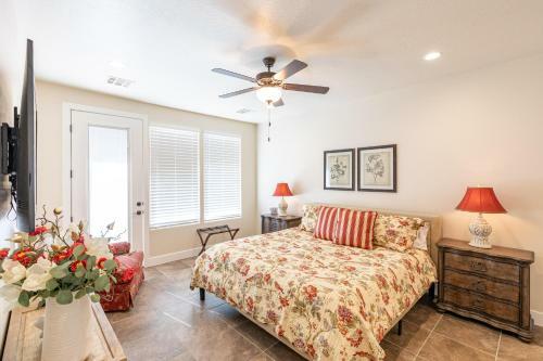 Villa Red Rock & Turned Wood Escape