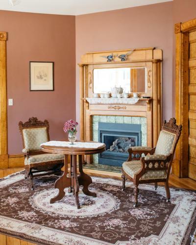 Bed & Breakfast Reynolds House Inn
