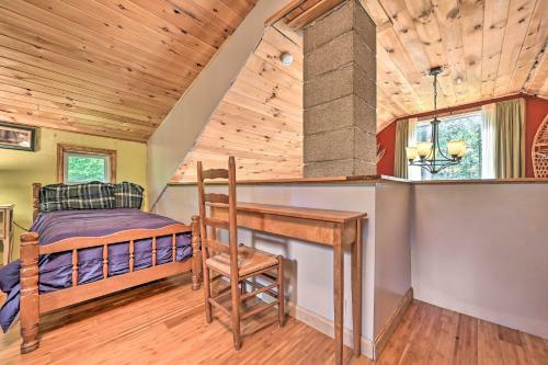 Cabin In The Untouched Woods, 3 Miles To Ski!