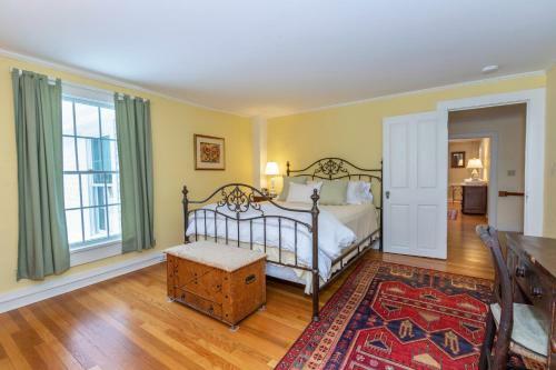 Postcard Perfect Mansion In Manchester Village
