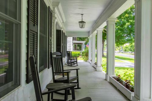 Postcard Perfect Mansion In Manchester Village