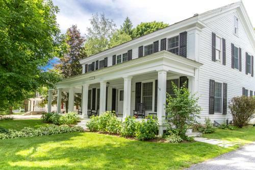 Postcard Perfect Mansion In Manchester Village