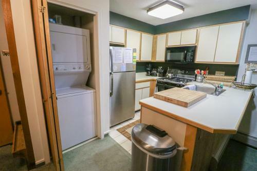 Woods Resort And Spa Village 9