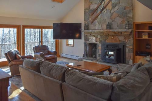 Family Ski Home, Mid-week Specials Available!