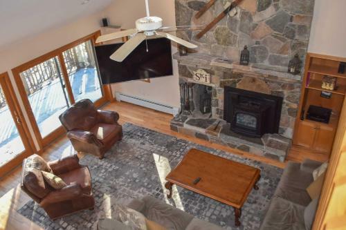 Family Ski Home, Mid-week Specials Available!